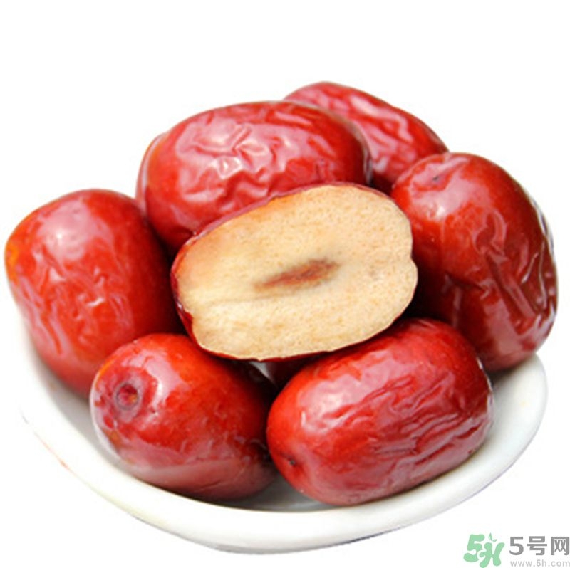 吃蘋(píng)果皮有什么好處？吃蘋(píng)果能防老嗎？