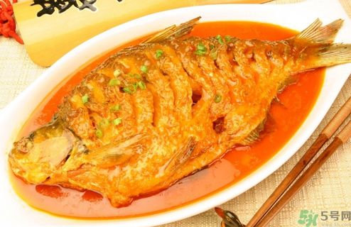 武昌魚是鳊魚嗎？武昌魚和鳊魚區(qū)別哪個(gè)好吃？