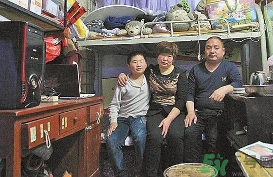 住窩棚夫婦倆十多年堅(jiān)守女兒失蹤路口 如何預(yù)防孩子走失？