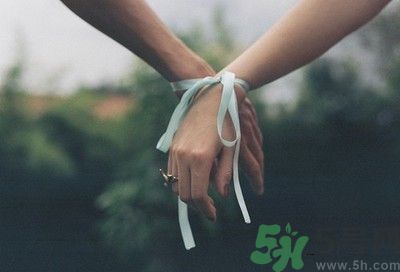 用醋泡手可以護(hù)膚嗎？怎么用醋泡手？