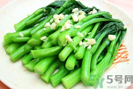 炒青菜為什么發(fā)黑？炒青菜發(fā)黑怎么辦？