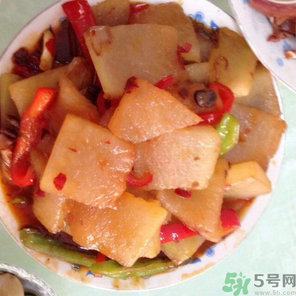 豆瓣醬的做法？豆瓣醬和黃豆醬的區(qū)別？