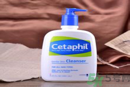 cetaphil絲塔芙溫和無泡潔面乳適合什么膚質(zhì)？cetaphi潔面乳敏感膚質(zhì)可以用嗎？