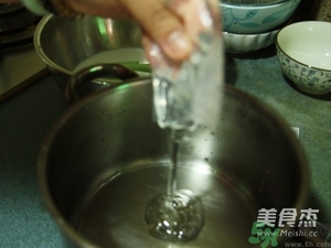 水晶月餅用的什么粉？水晶月餅的做法及配方