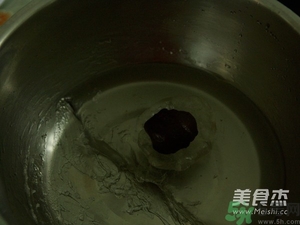 水晶月餅用的什么粉？水晶月餅的做法及配方