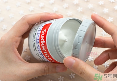 Sudocrem屁屁霜怎么用？sudocrem屁屁霜初生寶寶能用嗎？