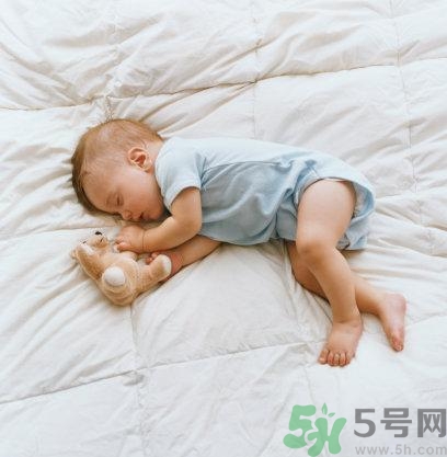 秋季幼兒如何預(yù)防感冒？秋季幼兒感冒怎么辦？