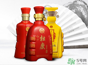 白酒可以帶上飛機(jī)嗎？飛機(jī)可以托運(yùn)白酒嗎？