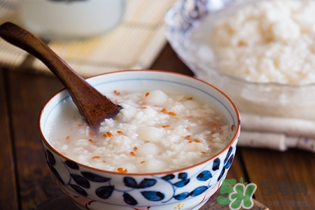 冬天吃米酒能驅(qū)寒嗎？冬天吃米酒有什么好處？