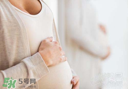 孕婦可以經(jīng)常摸肚子嗎？孕婦經(jīng)常摸肚子會怎樣？