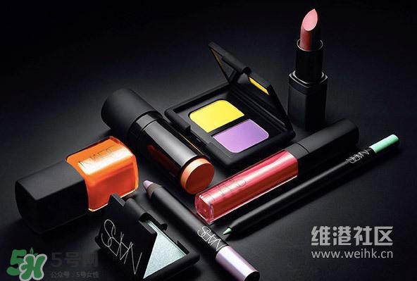 tom ford和nars哪個好？tom ford和nars唇膏口紅對比