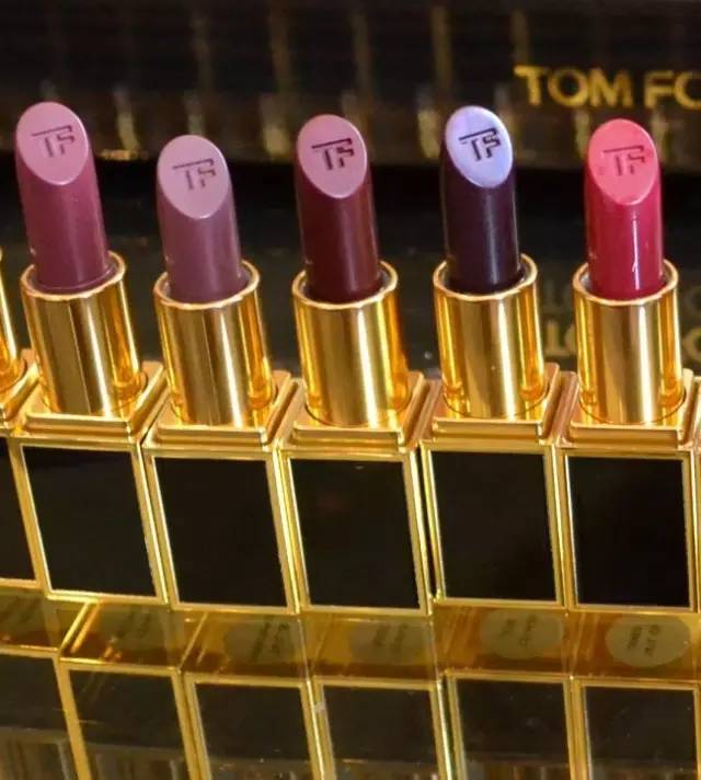 tom ford和迪奧哪個好？tom ford口紅和dior口紅哪個好？