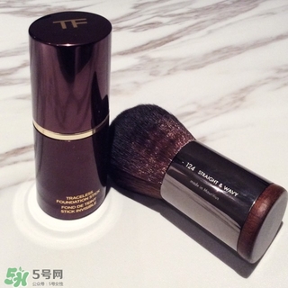 tom ford粉底棒怎么用？tom ford粉底棒使用方法