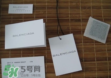 巴黎世家機(jī)車包真假怎么辨別?balenciaga機(jī)車包真假鑒別圖