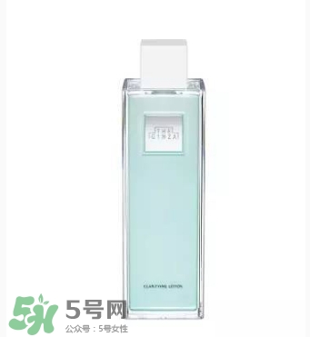 the ginza化妝水粉色和藍色哪個好？the ginza化妝水粉色藍色區(qū)別