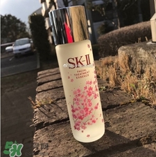 sk2櫻花限定神仙水多少錢？skii2017櫻花限定神仙水專柜價格