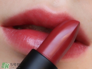 nars gipsy唇膏是什么顏色?nars gipsy唇膏色號(hào)試色圖