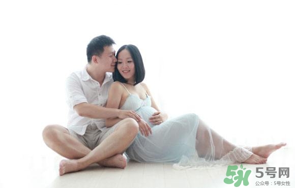 孕婦能抹護(hù)膚品嗎？孕婦能化妝嗎？