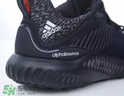 adidas alphabounce上腳怎么樣？阿迪達斯阿爾法小椰子測評