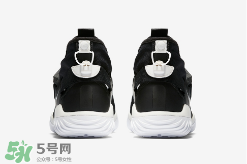 nikelab acg 07 kmtr機(jī)能運(yùn)動(dòng)鞋黑白配色什么時(shí)候發(fā)售？