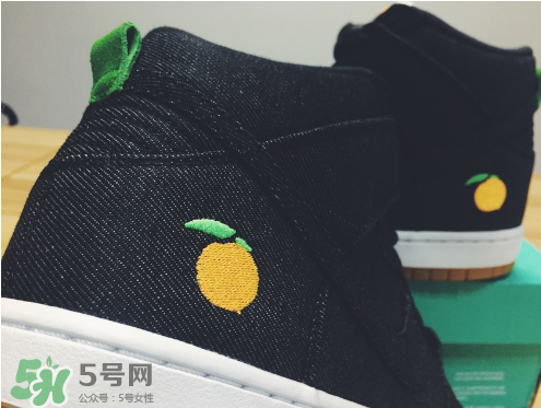 nike sb dunk momofuku限量版滑板鞋多少錢？