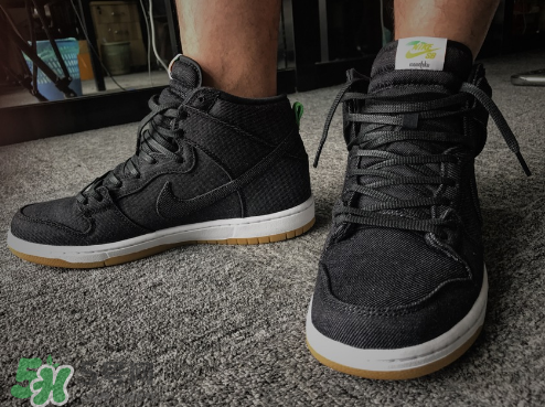 nike sb dunk momofuku限量版滑板鞋多少錢？