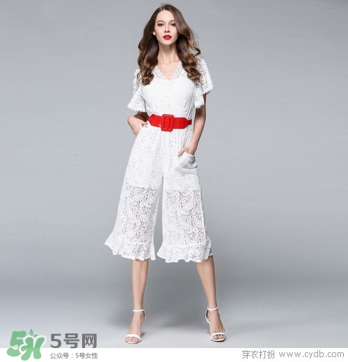 8月份穿什么衣服？八月份穿衣搭配