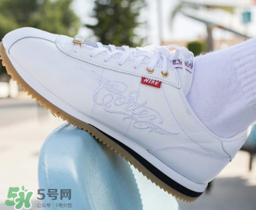 mister cartoon與nike cortez45周年聯(lián)名鞋子什么時候發(fā)售？