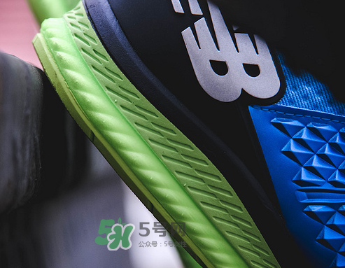 new balance fuelcell怎么樣？新百倫fuelcell跑鞋測(cè)評(píng)