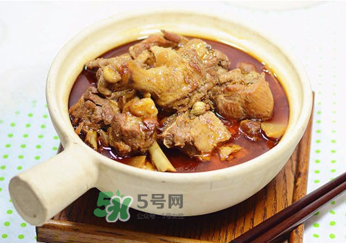 三伏天能吃鴨肉嗎？三伏天鴨肉燉什么好？