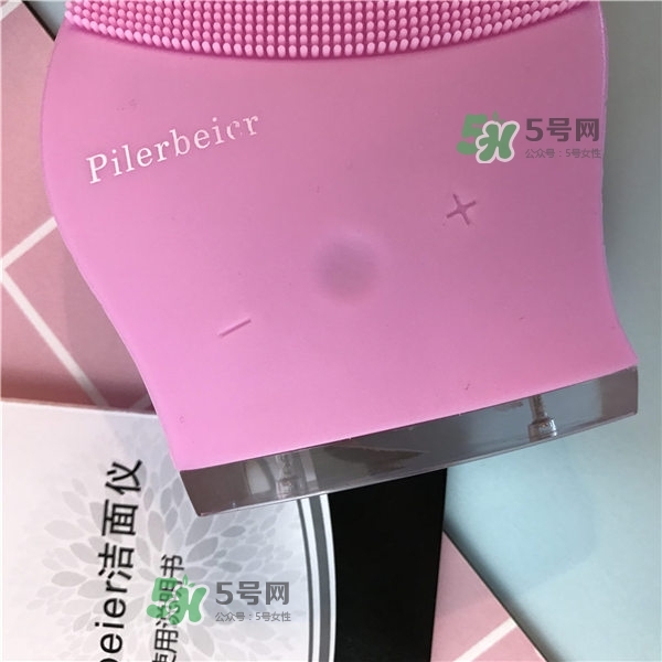 德國Pilerbeier派樂蓓和露娜潔面儀哪個(gè)好？有什么區(qū)別？