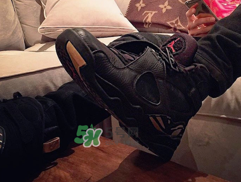 air jordan 8 retro ovo多少錢？ovo與aj8合作款什么時候發(fā)售？