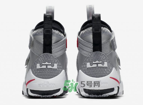 nike lebron soldier 11 silver bullet銀灰配色什么時(shí)候發(fā)售？