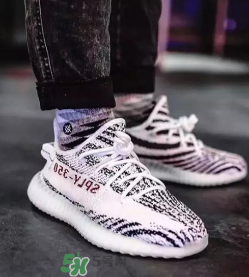 yeezy boost 350 v2白斑馬香港補(bǔ)貨時(shí)間是什么時(shí)候？