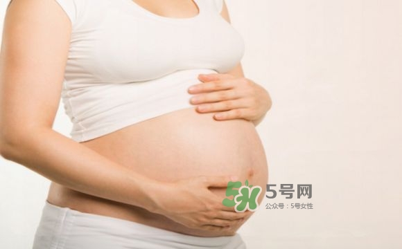 孕期尿頻什么時候開始？孕期尿頻特別嚴重