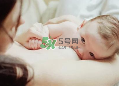 母乳喂養(yǎng)預防乳腺癌嗎？不喂母乳會的乳腺癌嗎？