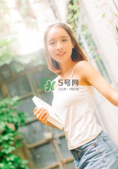 女金膠囊經(jīng)期可以吃嗎？女金膠囊什么時候吃最好？