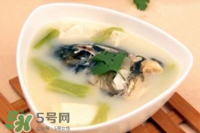 產(chǎn)婦鯽魚湯什么時(shí)候喝？產(chǎn)婦鯽魚湯放調(diào)料嗎？