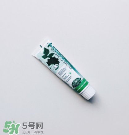 Dentiste牙膏怎么樣？Dentiste牙膏使用感受