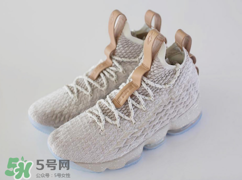 nike lebron 15 ghost實物細節(jié)怎么樣？