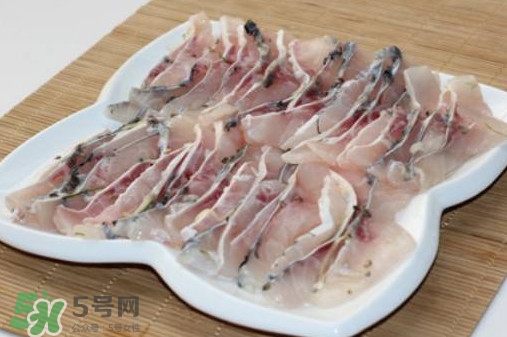 脆肉鯇是草魚(yú)嗎？脆肉鯇和草魚(yú)有什么區(qū)別