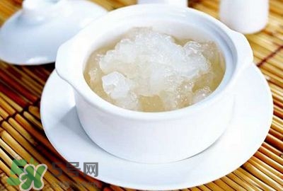 雪蛤膏能放冰箱冷凍嗎？過期的雪蛤膏還能吃嗎？