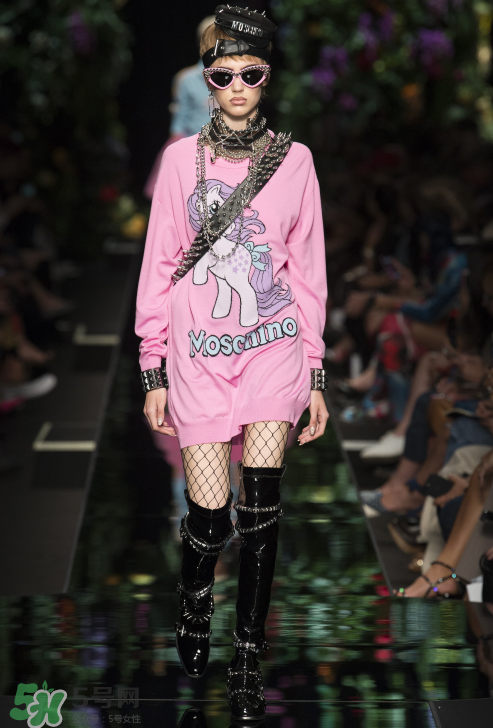 moschino2018春夏系列服裝怎么樣_好看嗎？