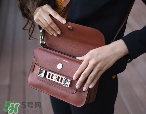 proenza schouler是什么牌子？proenza schouler是奢侈品嗎？