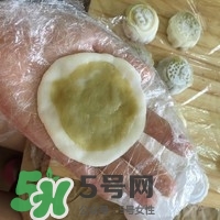 榴蓮冰皮月餅的做法？榴蓮冰皮月餅價(jià)格