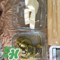 榴蓮冰皮月餅的做法？榴蓮冰皮月餅價(jià)格