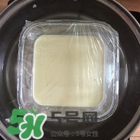 榴蓮冰皮月餅的做法？榴蓮冰皮月餅價(jià)格