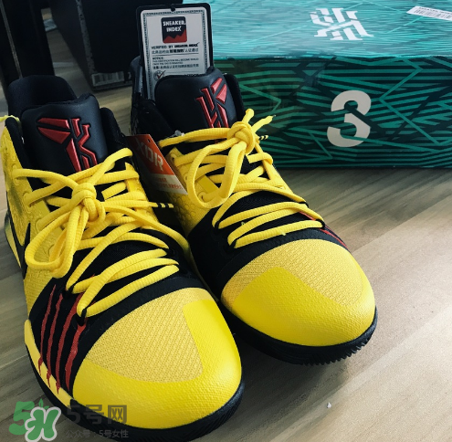 nike kyrie3 mamba mentality怎么樣？歐文3李小龍配色開箱測(cè)評(píng)