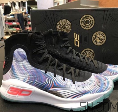 under armour curry 4庫里戰(zhàn)靴中國別注版實物什么樣？