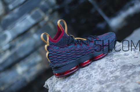 nike lebron 15 cavs騎士隊(duì)配色發(fā)售時(shí)間_多少錢？